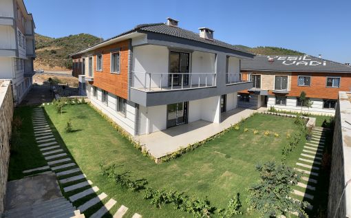  Yeni Foça Yeşil Vadi Sitesi